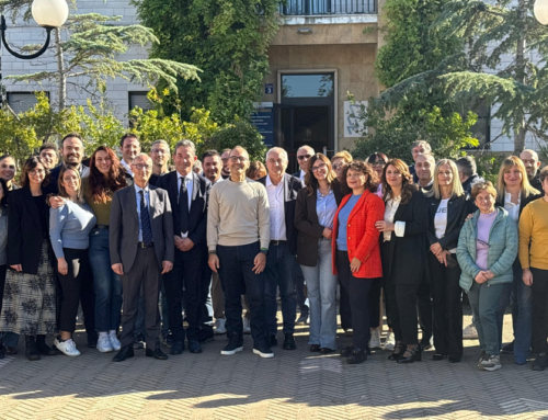 L’Assessore alla Sanità della Regione Puglia, Raffaele Piemontese, in visita all’Istituto Zooprofilattico Sperimentale della Puglia e della Basilicata in occasione della cerimonia di stabilizzazione di otto ricercatori sanitari